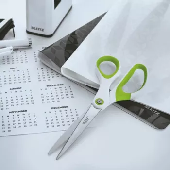 “Leitz WOW Titanium” biuro žirklės 205 mm, suaugusiems, tiesus kirpimas, viengubos, žalia, balta, nerūdijantis plienas, biuro žirklės