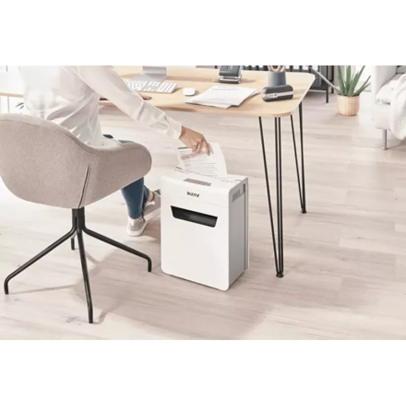 Leitz IQ Protect Premium popieriaus smulkintuvas 4M P5, mikropjovimo, 2 x 15 mm, 14 L, 150 lapų, 55 dB, jutiklinis