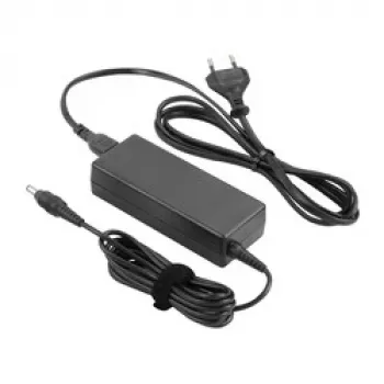 Dynabook kintamosios srovės adapteris - 45 W / 19 V - 3 kontaktų, Nešiojamajam kompiuteriui, Vidinis, 45 W, 19 V, Juoda