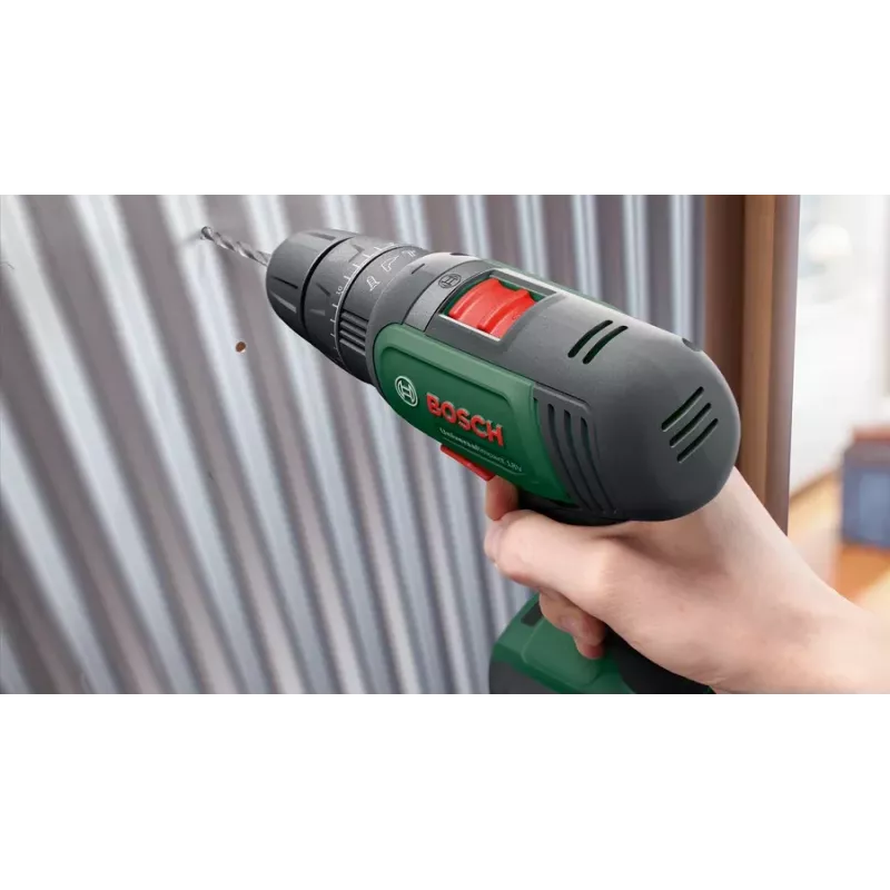 Bosch UniversalImpact 18V 1450 RPM Keyless 1.3 kg Green