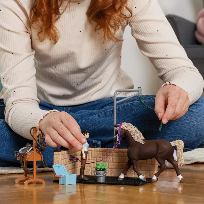 schleich HORSE CLUB prausimosi zona su Emily ir Luna, gyvūnas, arklidė, arkliai, 5 m., įvairiaspalvis, plastikas