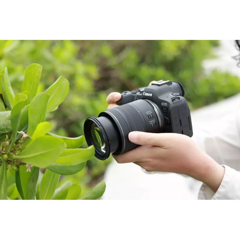 Canon RF 28-70 mm f2.8 IS STM MILC standartinis priartinantis objektyvas, juodas