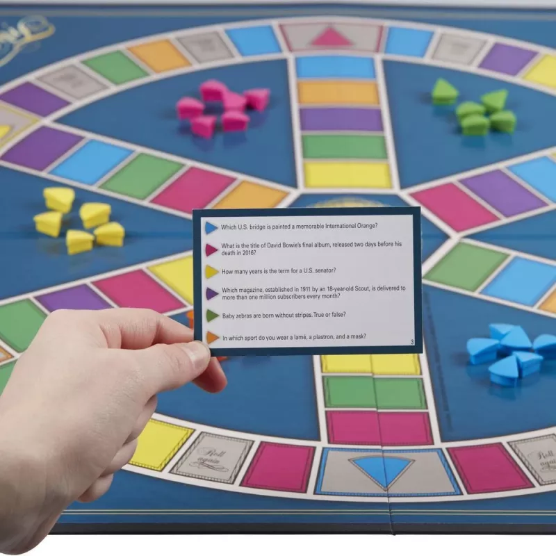 Hasbro Gaming Trivial Pursuit žaidimas: klasikinė versija Stalo žaidimas Mokomasis