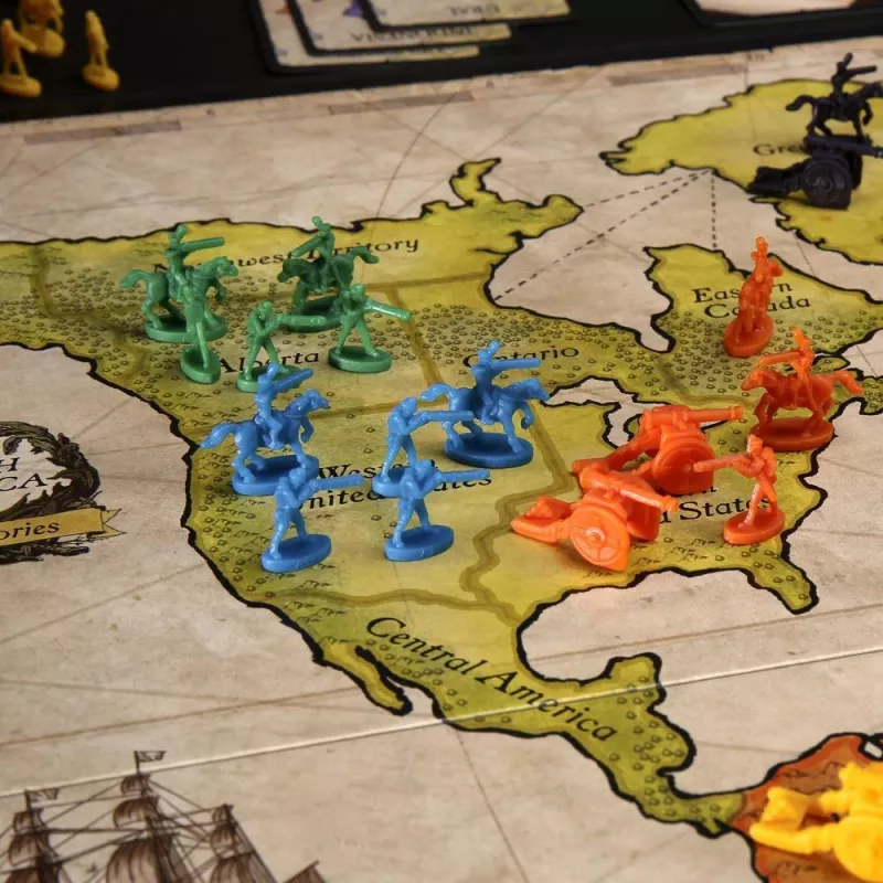 Stalo žaidimas Hasbro Gaming Risk War Rekomenduojamas amžius 10 metų