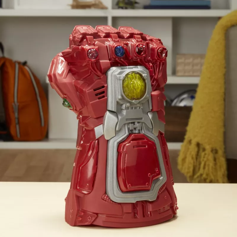 Marvel Avengers: Endgame raudona Infinity Gauntlet elektroninė kumštis