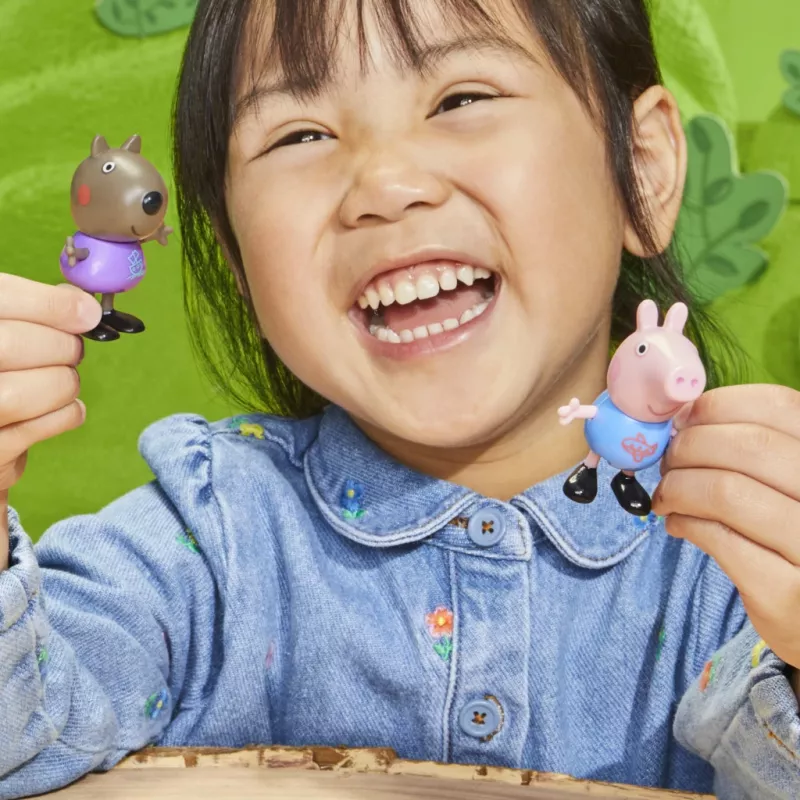 Hasbro Peppa Pig žaidimų grupės rinkinys su 5 figūrėlėmis ir 6 priedais, ikimokyklinio amžiaus žaislai mergaitėms ir berniukams nuo 3 metų