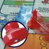 Monopoly Knockout šeimos vakarėlių žaidimas, greitai žaidžiami stalo žaidimai, amžius 8+, 2–8 žaidėjai, 20 min.