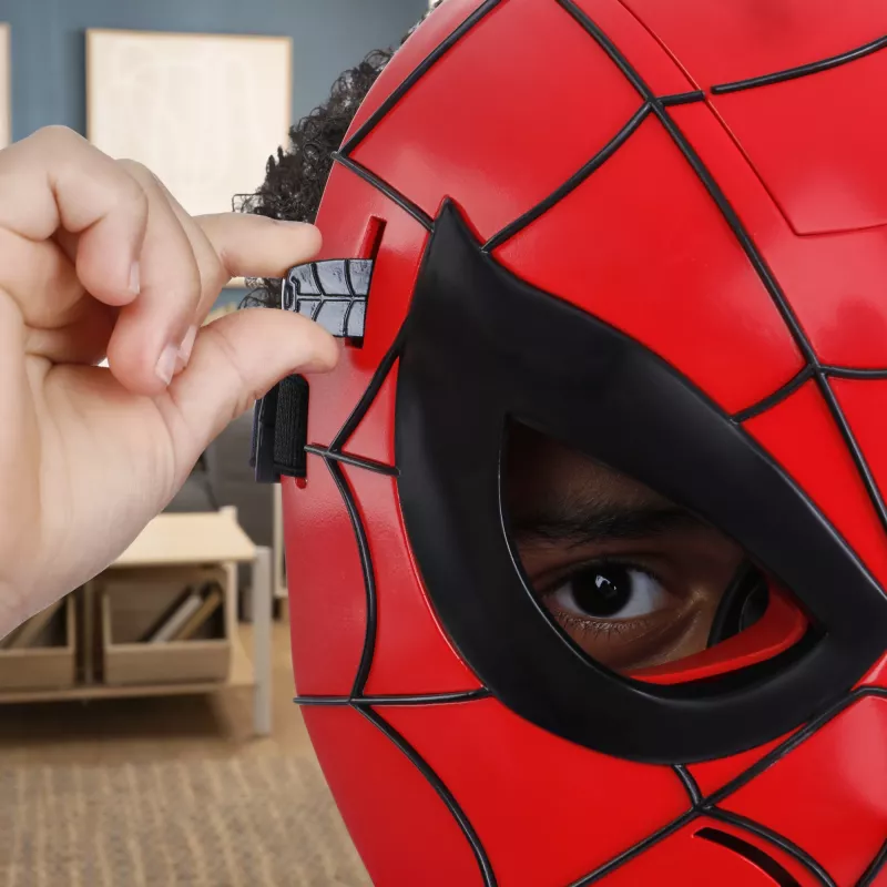 Marvel Spider-Man švytinti kaukė