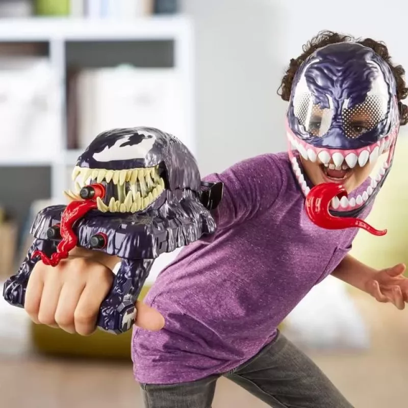 Žaislinis pirštinės tipo šaudyklė Hasbro Marvel Spider-Man Venom Strike Blaster Violetinė