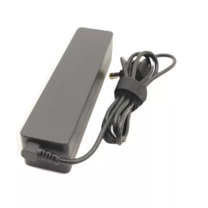 Fujitsu FUJ:CP742956-XX maitinimo adapteris / inverteris Juodas