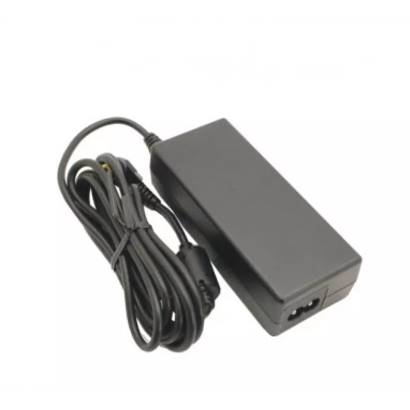 Fujitsu FUJ:AC-ADP-65JHAB-INDL maitinimo adapteris Juodas