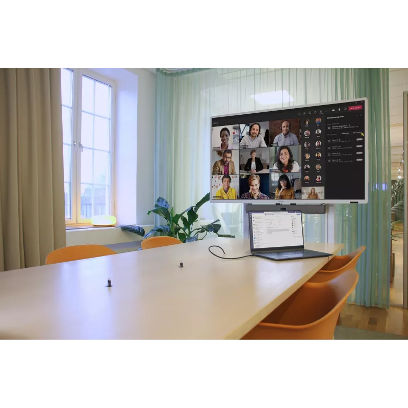 Ištraukiamas LED kištukinis lizdas Ochno O-POS-LED-AL-1 — aliuminis ištraukiamas LED maitinimo lizdas