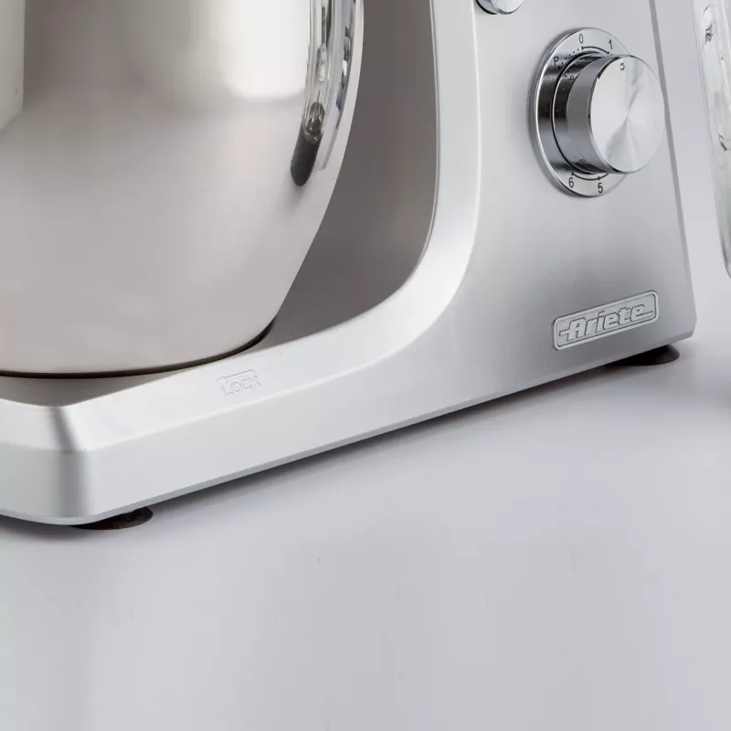 Ariete 1598 Gourmet Professional 7L Metal – planetarinis maišytuvas su trintuvu – nerūdijančio plieno dubuo – 7 l – stiklinis ąsotis – 1200 vatų – 6 greičiai