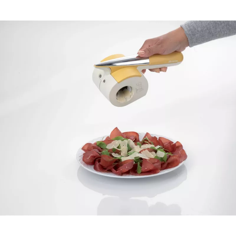 Ariete 457 Gratì Waterproof - Vandeniui atspari elektrinė tarka - Belaidė - Tinka plauti po tekančiu vandeniu - 2 nerūdijančio plieno voleliai - Balta ir geltona