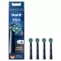 Oral-B CrossAction 4 vnt. Juoda