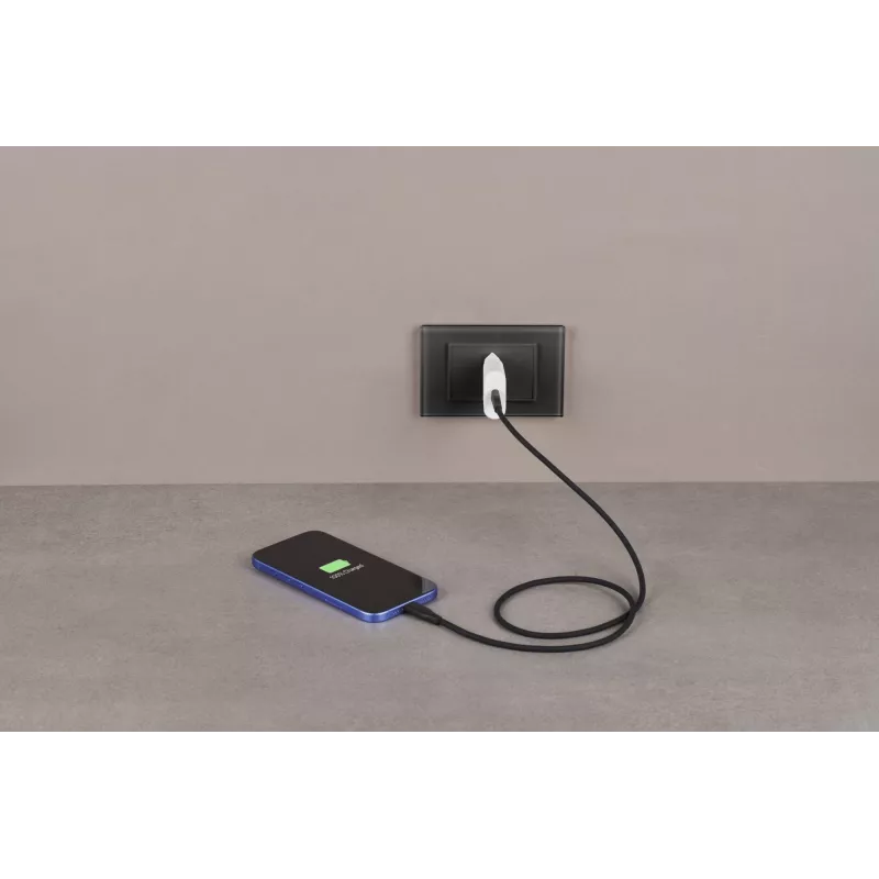 Cellularline GAN sieninis įkroviklis USB-C 30W PD USB-C 30W PD sieninis įkroviklis su GaN technologija