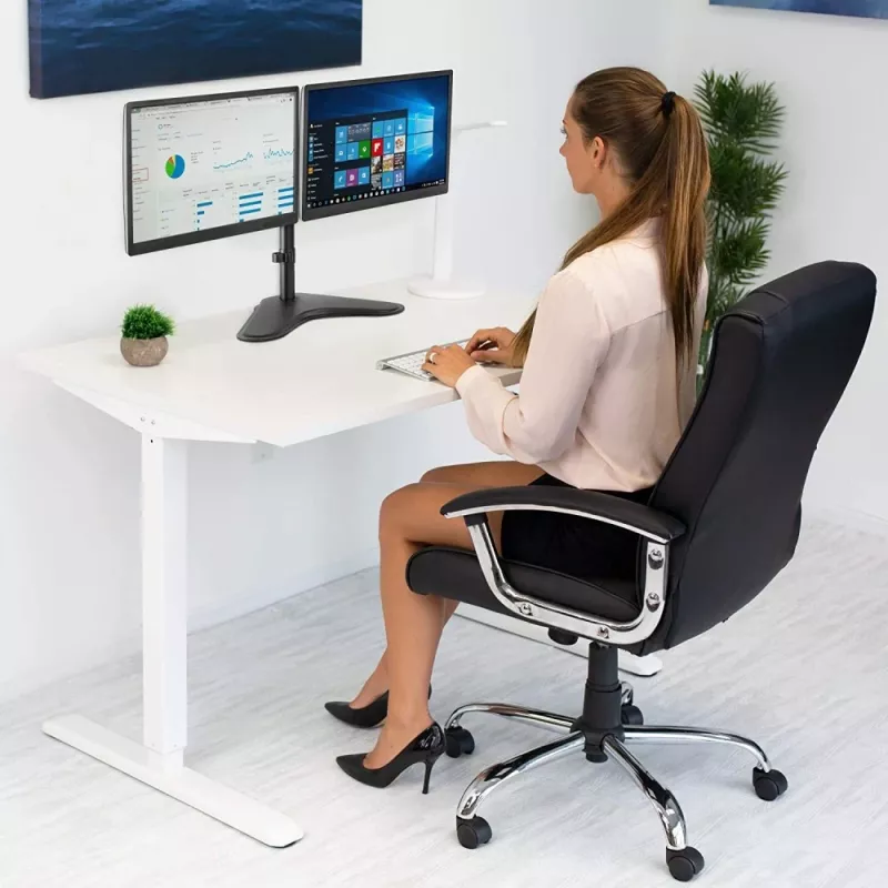 Techly ICA-LCD 2524 monitoriaus laikiklis / stovas 81.3 cm (32 col.) Stalinis Juodas