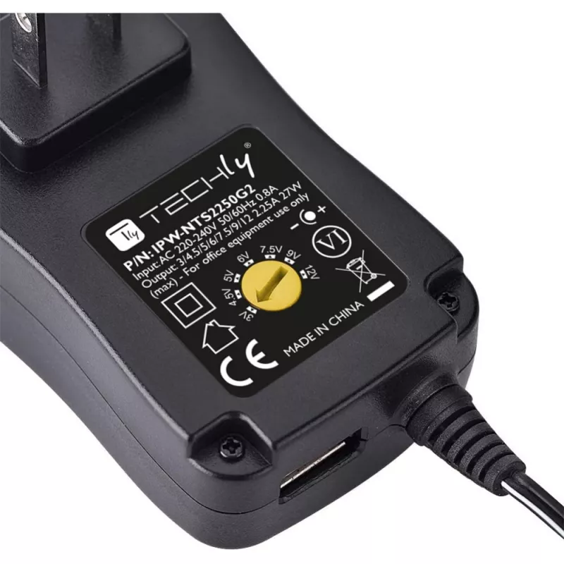 Techly IPW-NTS2250G2 maitinimo adapteris / inverteris Vidinis 27 W Juoda
