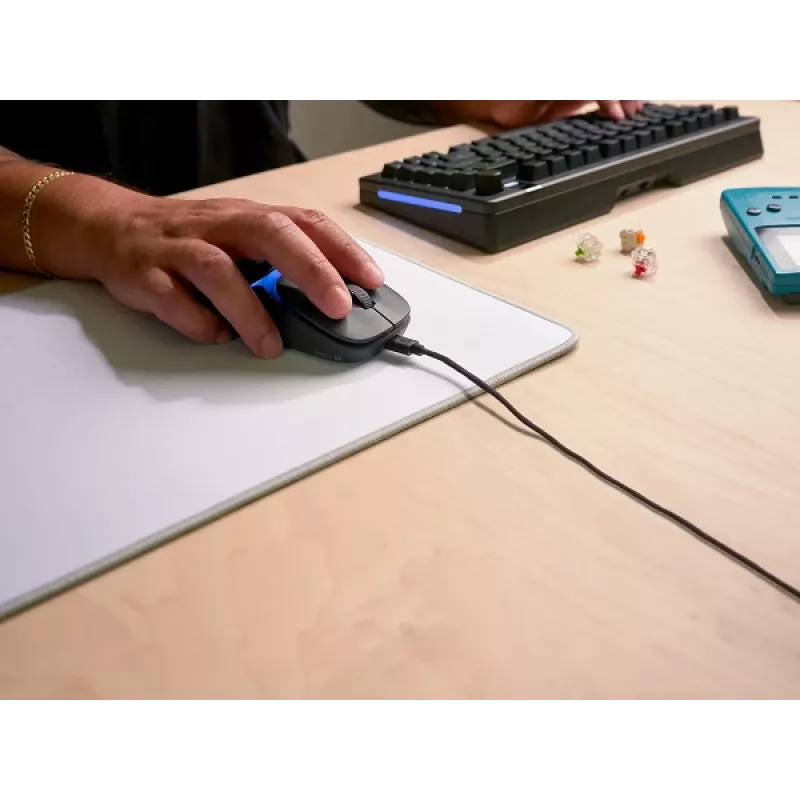 Glorious Gaming Model O3 laidinis žaidimų pelė - itin lengvas 54 g svoris, 130 mln. paspaudimų optiniai jungikliai, 30K DPI BAMF 3.0 jutiklis, 750 IPS sekimas, 50G pagreitis, palaiko visų tipų suėmimą - juoda