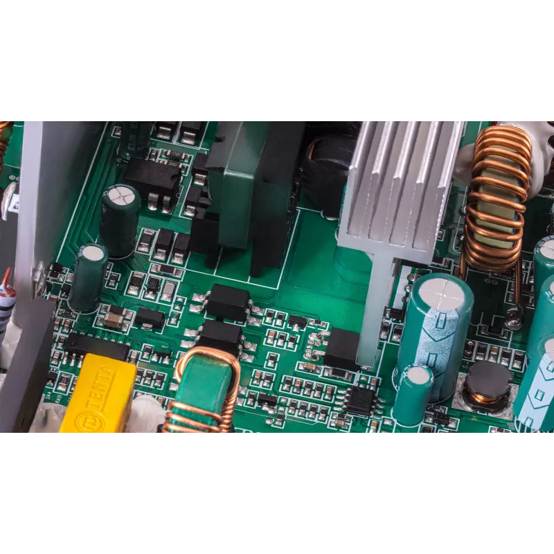 Mars Gaming MPIII650 PC ATX 650W maitinimo blokas 5 metų garantija Tylus AI-RPM technologija 85% efektyvumas Juodas