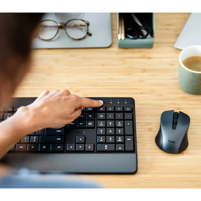 Trust Trezo klaviatūra pelė įtraukta Biuras RF Belaidis AZERTY belgiška juoda