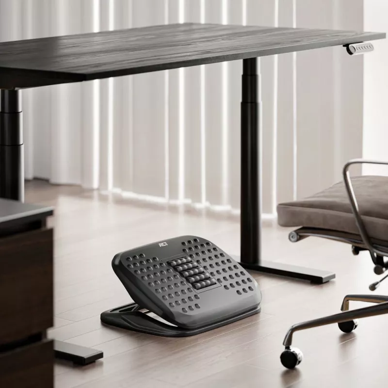 ACT Ergonominė reguliuojamo aukščio kojų atrama su masažiniais voleliais