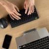 R-Go Tools ergonominė klaviatūra R-Go Compact Break, kompaktiška klaviatūra su pertraukų programine įranga, AZERTY (FR), Bluetooth, juoda