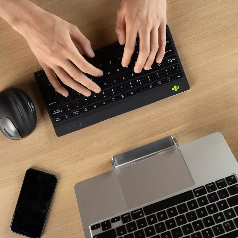 R-Go Tools ergonominė klaviatūra R-Go Compact Break, kompaktiška klaviatūra su pertraukų programine įranga, AZERTY (FR), Bluetooth, juoda