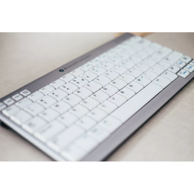 BakkerElkhuizen UltraBoard 950 BE Azerty, Mini, laidinis, USB, žirklinis klavišų mechanizmas, AZERTY, šviesiai pilka, balta