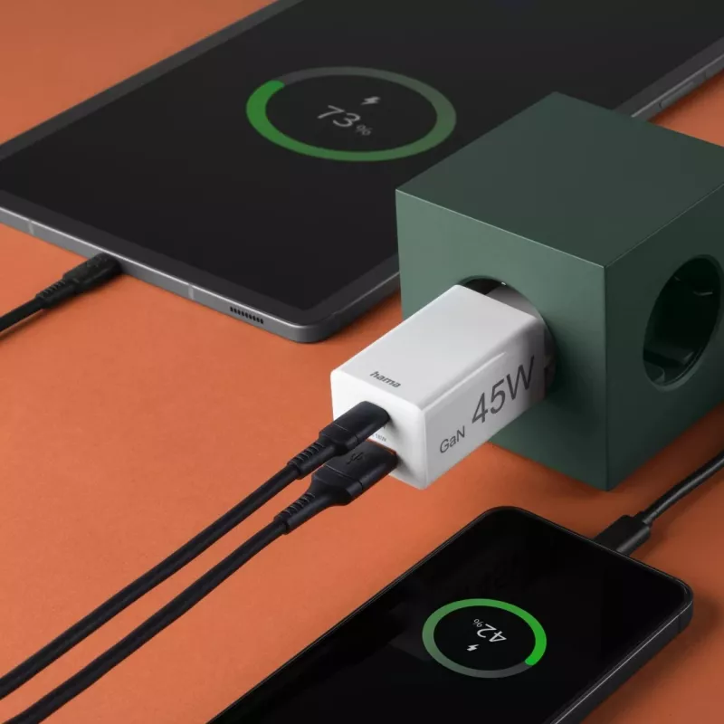 Hama 00125141 mobiliojo įrenginio įkroviklis Universalus Balta AC Greitasis įkrovimas Vidaus
