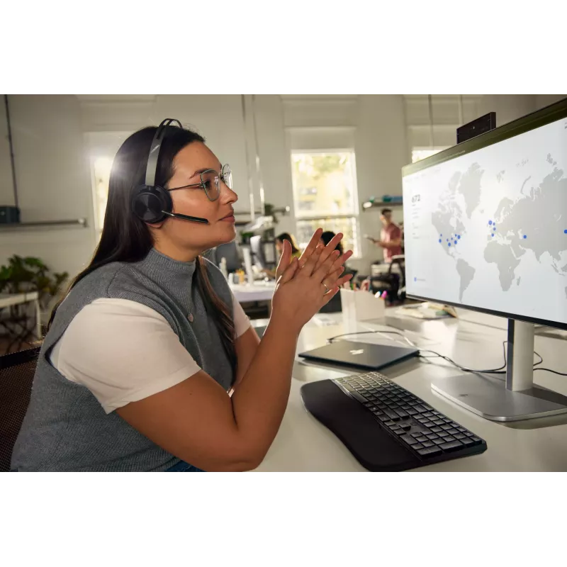 HP Poly Voyager Focus 2 Microsoft Teams sertifikuotos USB-C-C ausinės +USB-C/A adapteris