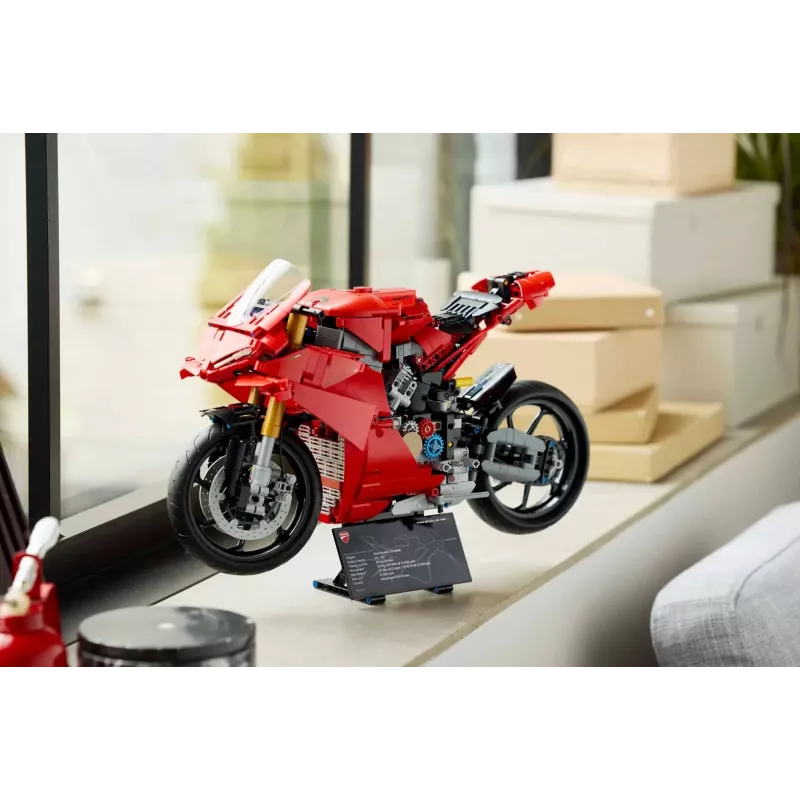 LEGO TECHNIC 42202 Ducati Panigale V4 S Motociklas