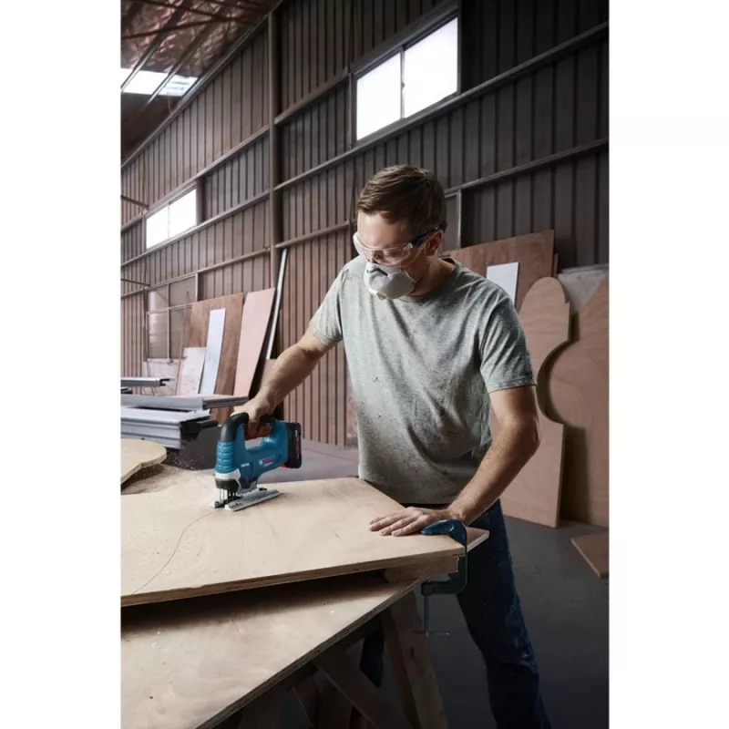 Elektrinis siaurapjūklis Bosch GST 18V-125 B Professional