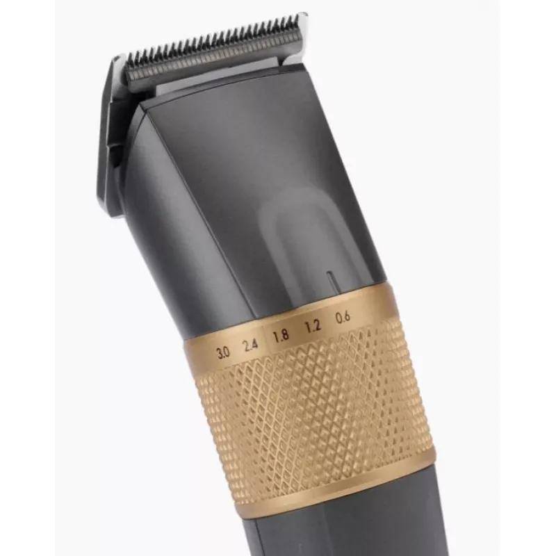 Plaukų kirpimo mašinėlė BaByliss E987E Gold Granite — įkraunama Li-Ion, 8 ilgio pakopos, 0,6 mm–28 mm, atspari vandeniui