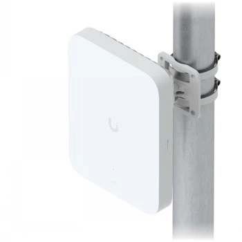 Ubiquiti UniFi 5G Max Outdoor 5G DL iki 3,6 Gbit/s, 4G DL iki 1,6 Gbit/s, 1x 2.5G LAN, IPX6 apsauga nuo oro sąlygų