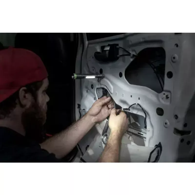 Rankinis žibintuvėlis GP Lighting C33 juoda/žalia