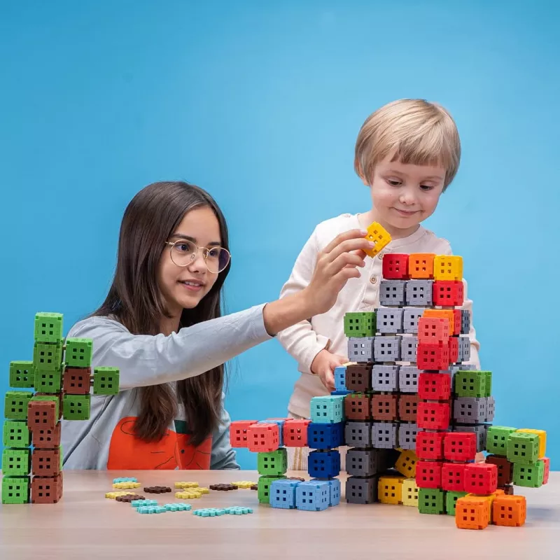 Konstrukciniai blokeliai Marioinex Mini Waffle modelis 908204 — 142 dalių rinkinys