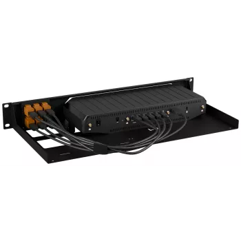 Rackmount.IT stovo laikiklis Cradlepoint E400 RM-CR-T5, metalinis tvirtinimo rėmas tinklo įrenginiui
