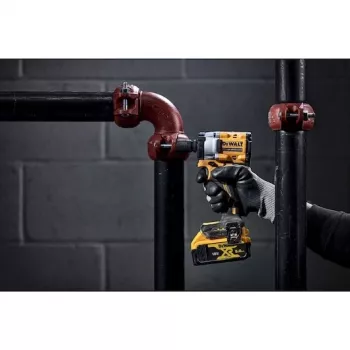 DeWALT DCF922P2T-QW elektrinis veržliaraktis 1/2 2500 RPM 610 N⋅m Juoda, Geltona 415 W 18 V