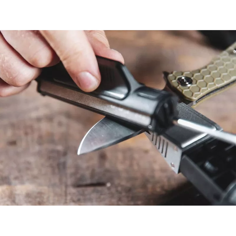 Pratraukiamas peilių galąstuvas Work Sharp Precision Adjust Elite 09DX066 — reguliuojamas kampas, deimantiniai akmenys, odinė apdaila, nailono korpusas