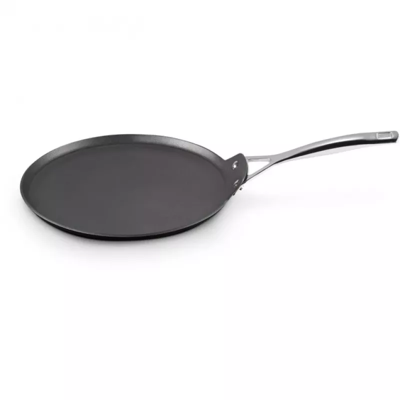 Le Creuset nelimpanti blynų keptuvė 28 cm