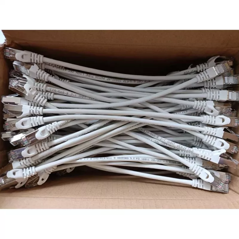 Pleistras Laidas Equip Cat.6 S/FTP RJ-45 0,25 m Baltas