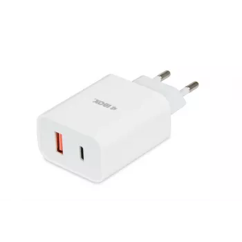 Vidaus įkroviklis iBox C-36 universalus baltas USB greitasis įkrovimas