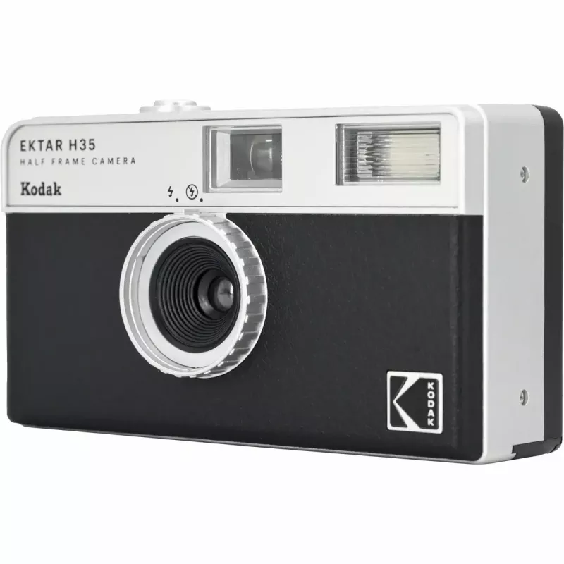 35 mm juostinis fotoaparatas Kodak Ektar H35 juodas — kompaktiškas, fiksuoto objektyvo, 35 mm juostos formatas