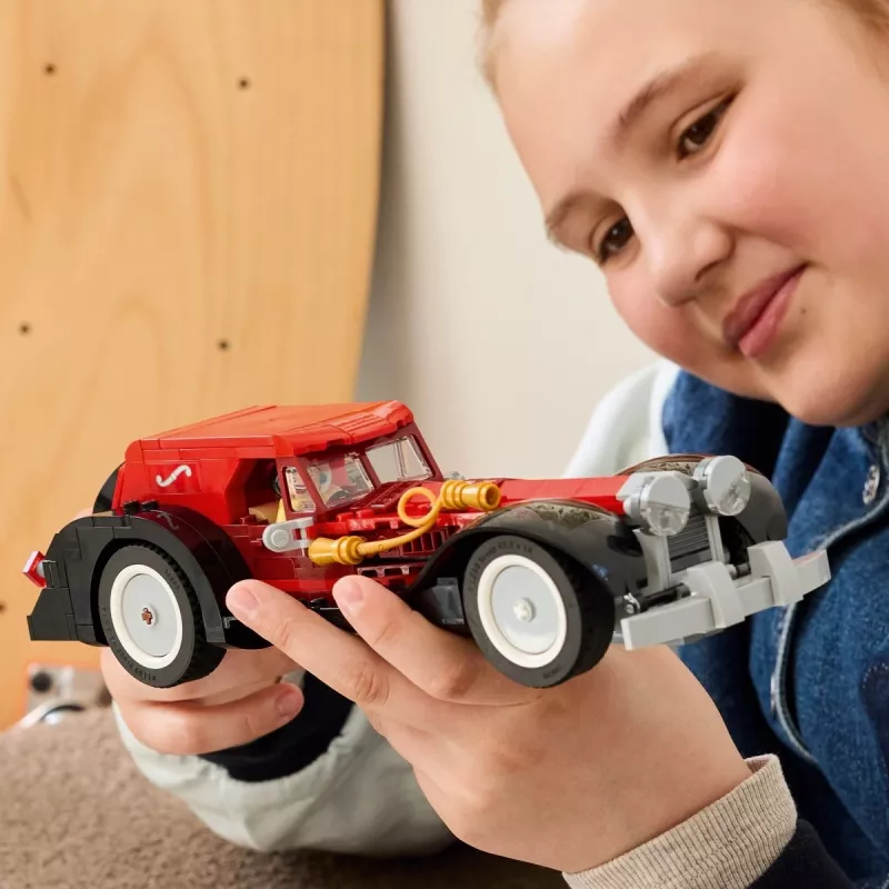 LEGO rinkinys „Cruella De Vil automobilis“ 43277 – kolekcinis konstravimo rinkinys