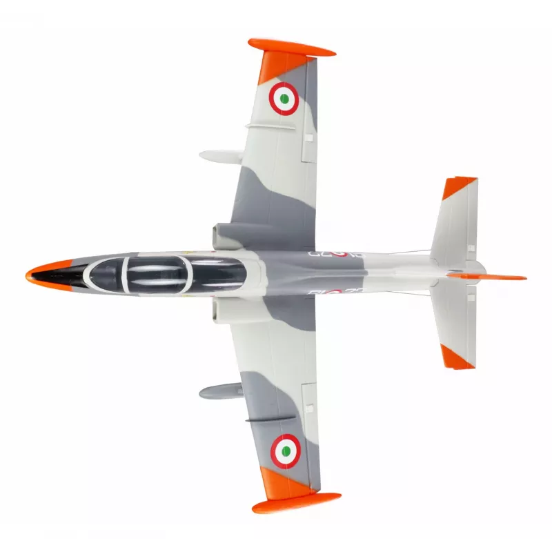 RC lėktuvas Amewi MB-339 su elektriniu varikliu, rekomenduojamas amžius 14+, svoris 0,5 kg