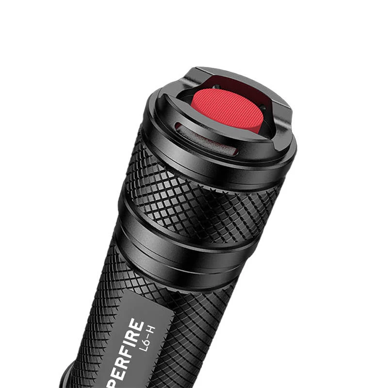 Žibintuvėlis Superfire L6-H — rankinis LED žibintuvėlis 900 lm, 15W