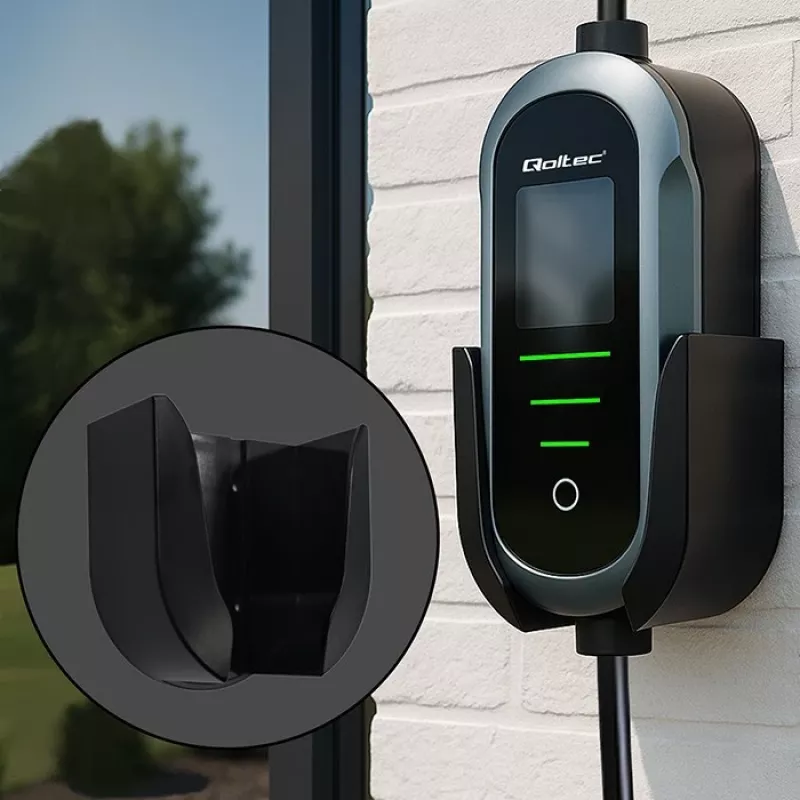 Prie sienos montuojamas elektromobilio įkroviklis QOLTEC 7 kW 230V CEE 32A su Wi‑Fi ir LCD (modelis 52721)