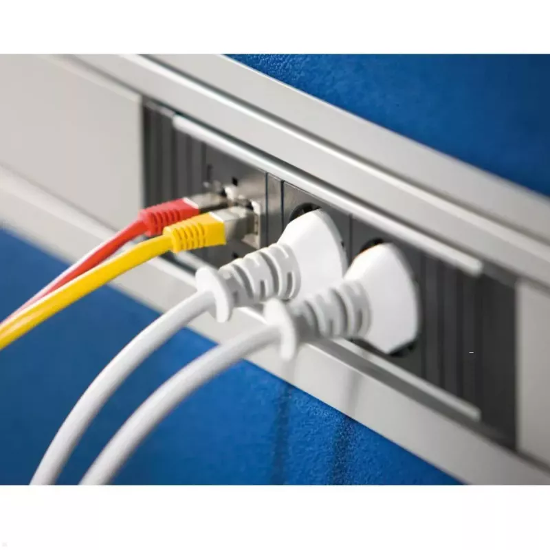 Maitinimo lizdas Bachmann STEP ALU 1x USB 1x nestandartinis modulis 2x maitinimo lizdas
