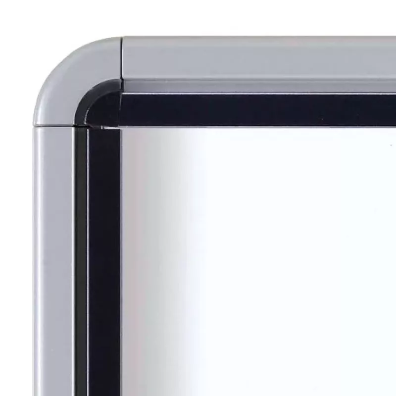 Nobo Premium Plus magnetinė lauko skelbimų lenta su užraktu 8xA4